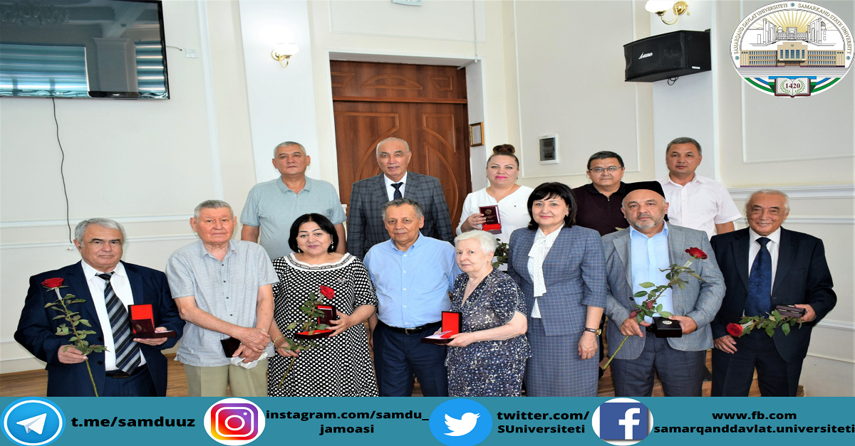 Samarqand davlat universiteti: Professor-o‘qituvchilar “O‘zbekiston Respublikasi Mustaqilligining 30 yilligi” esdalik nishoni bilan taqdirlandi...