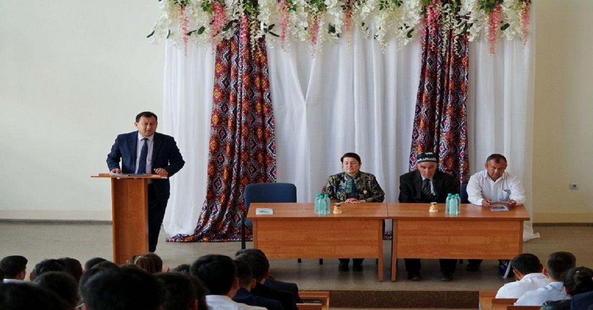 Nazm ahli bilan uchrashuv