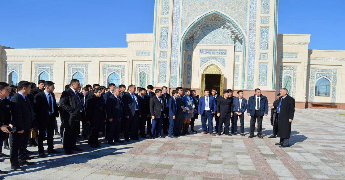 ACQUAINTANCE WITH THE INTERNATIONAL SCIENTIFIC RESEARCH CENTER IMAM BUKHARI