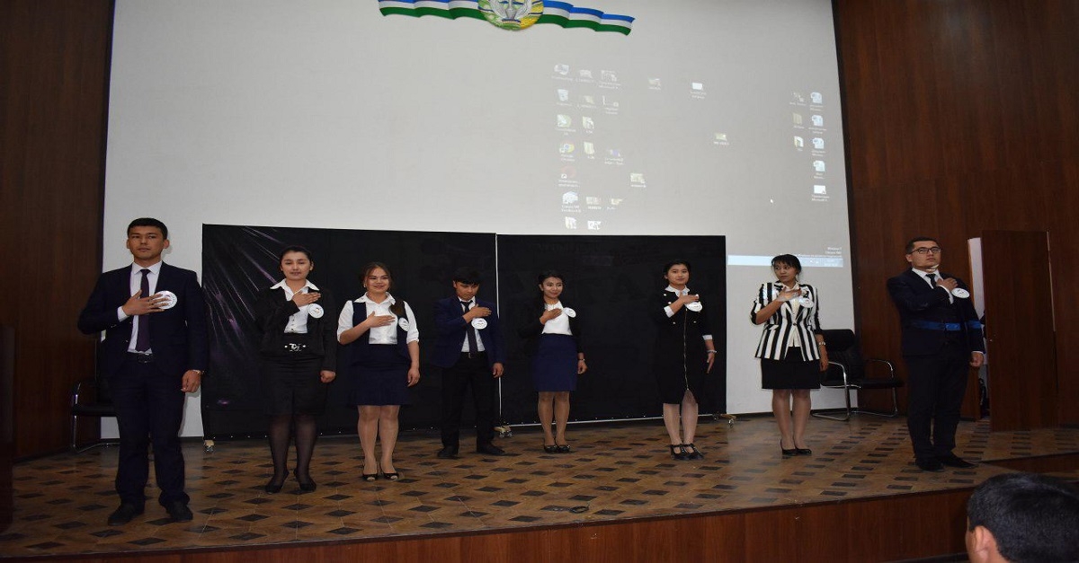 Sahnada “Tafakkurchilar” bellashdilar