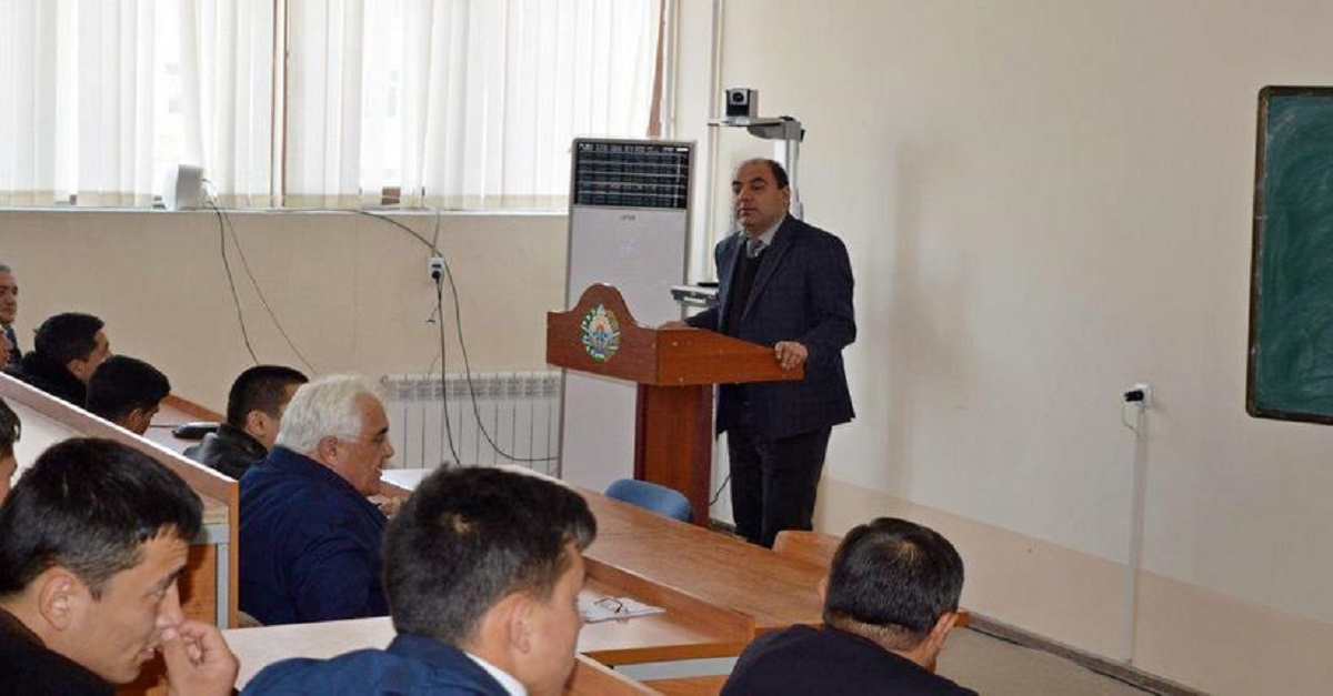 Fizika fakulteti talabalari bilan ma’rifiy tadbir