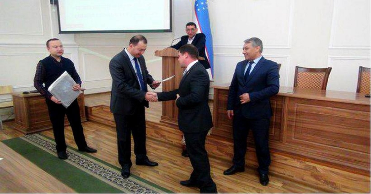 «Yosh olimlar va iqtidorli talabalar innovatsion g‘oyalari» tanlovi g‘oliblari rag‘batlantirildi