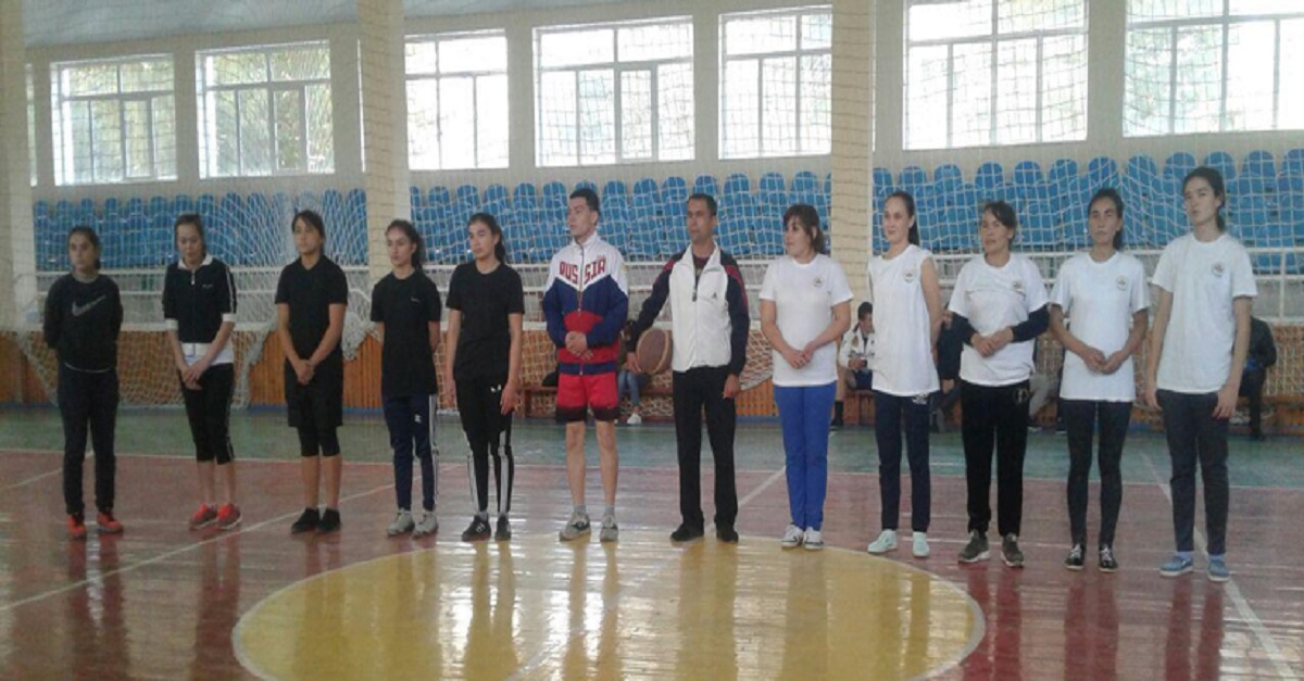 Basketbolchi qizlar bellashuvi