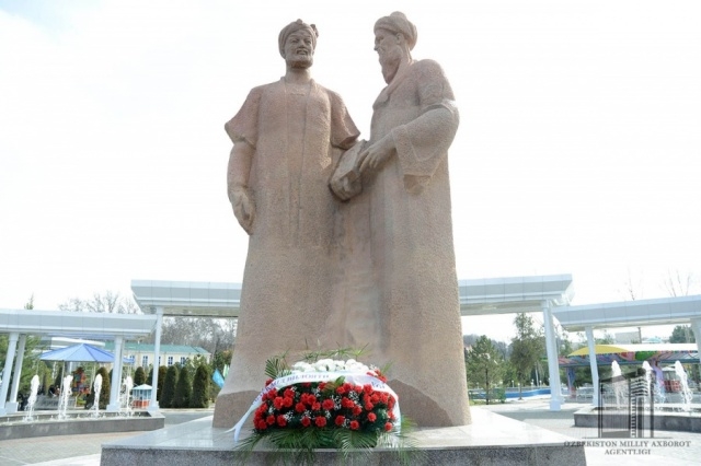 Alisher Navoiy va Abdurahmon Jomiy haykali o‘rnatildi
