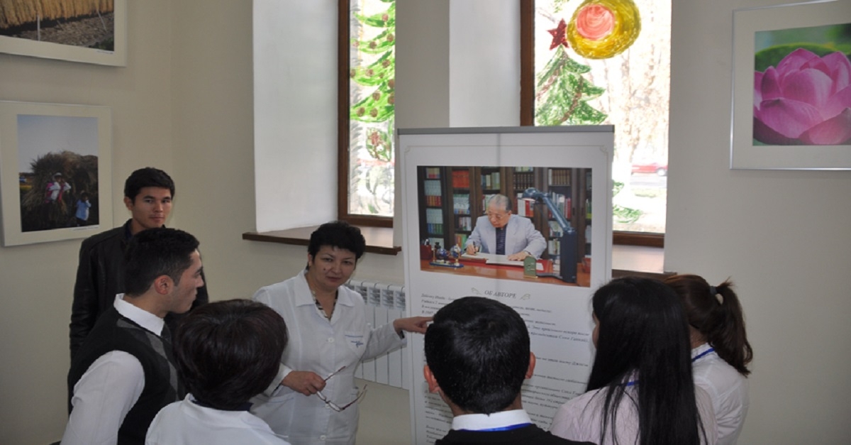 The great scientist, public figure of Japan Daysuku Ikedy’s photo exhibition