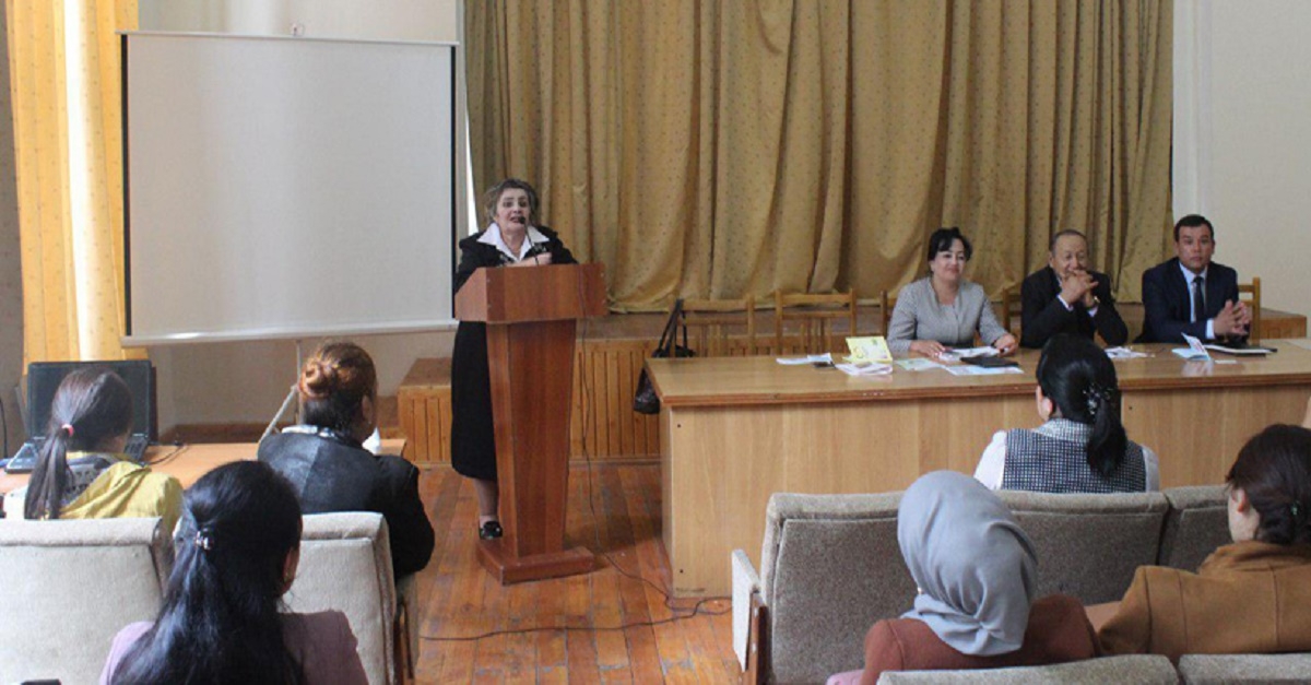  Biz oilaviy ajrimlarga qarshimiz