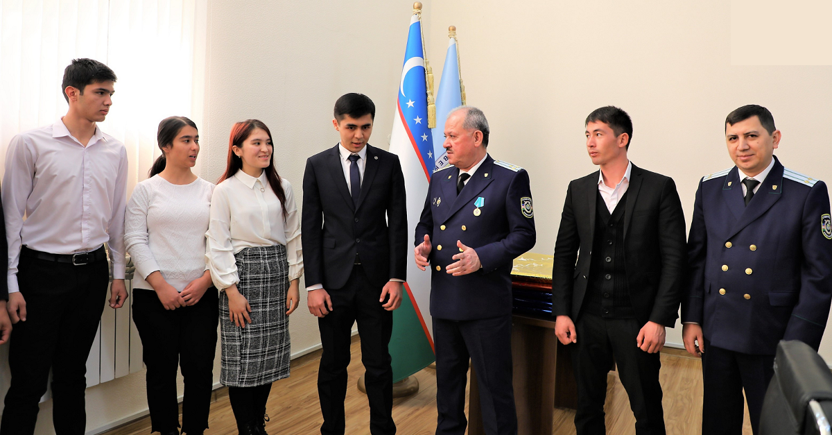 Бўлажак прокурорлар учун “очиқ эшиклар куни” ташкил этилди…