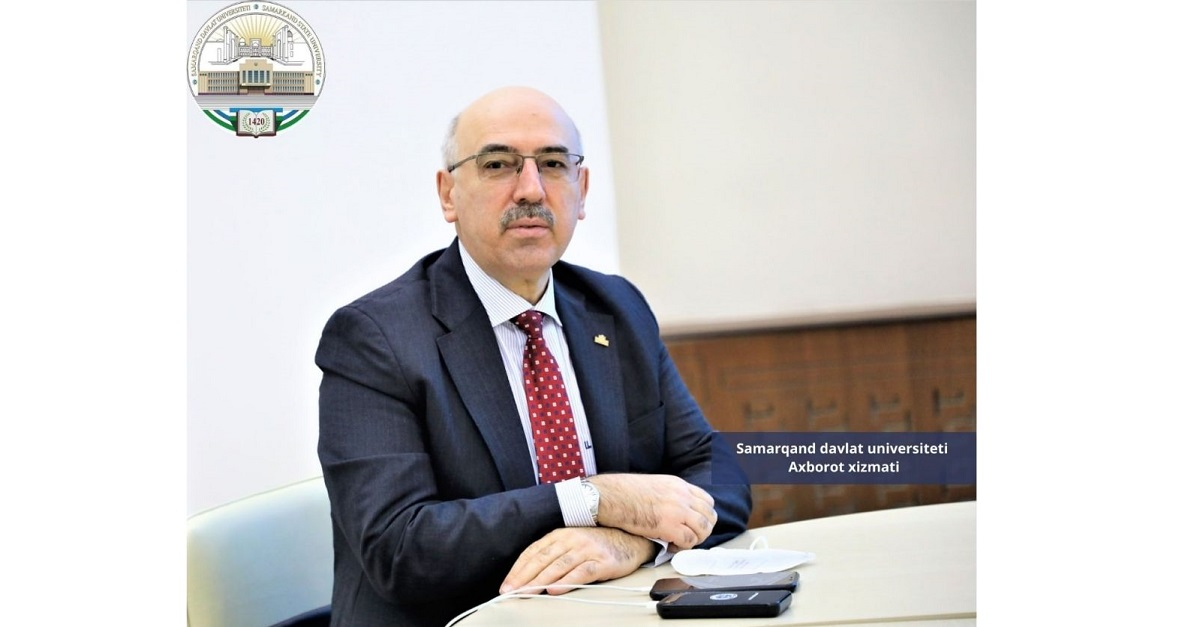 Istanbul universiteti rektori, professor Mahmud AK: 