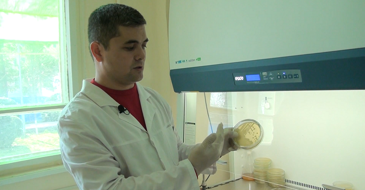 Molekulyar biotexnologiya ilmiy laboratoriyasiga sayohat