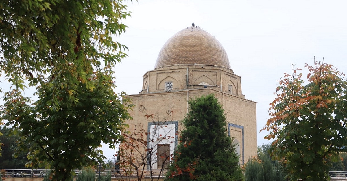 What is the weather like in Samarkand today, October 31?