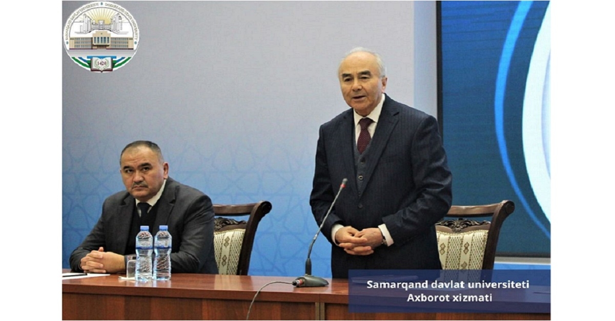The meeting between the rector and the students continues in high spirits with questions and answers...