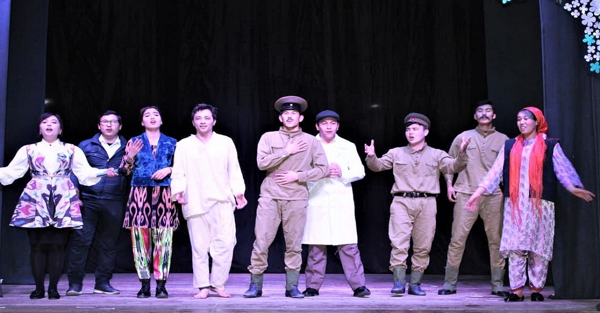 Footage from the activities of the theater group 