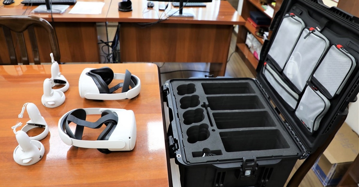 Посольство Франции в Узбекистане подарило Самаркандскому государственному университету современное 3D оборудование INO-VR