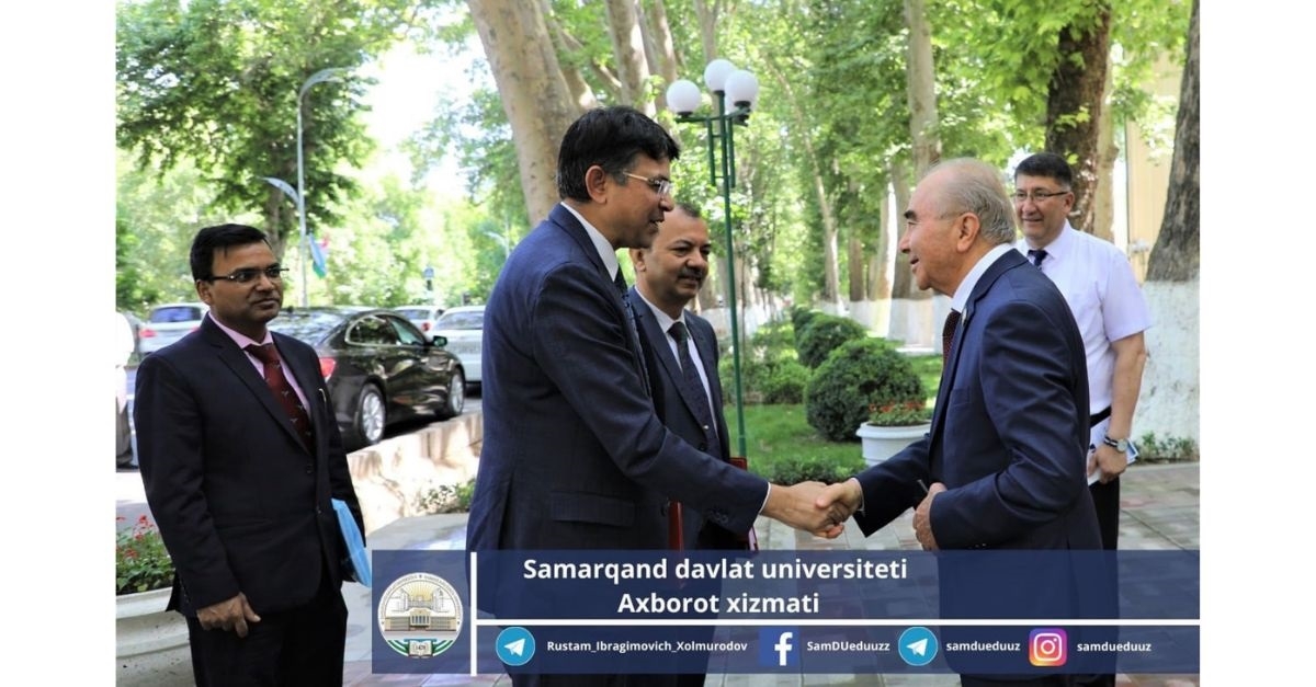 Samarkand State University was visited by a delegation led by the Director General of the Indian Council for Cultural Relations Kumar Tukhin. The meeting of the delegation representatives with SamSU students is about to begin...