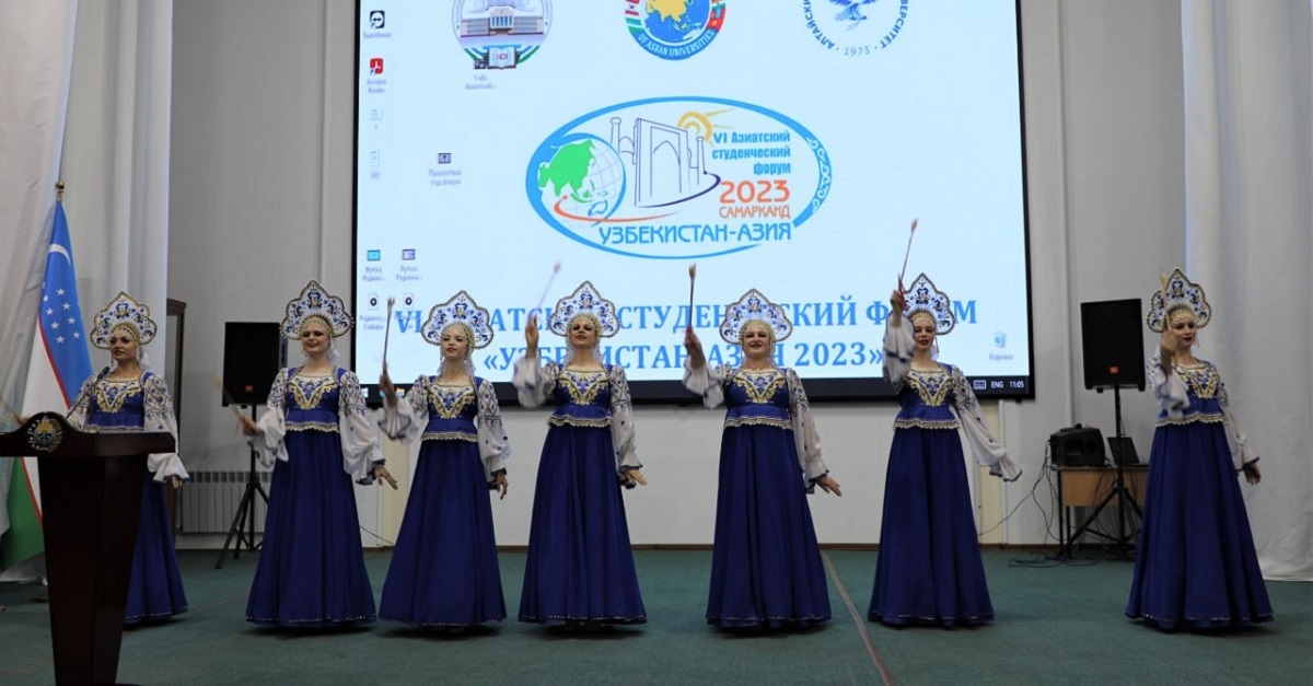 Творческое выступление с VI Азиатского студенческого форума «Узбекистан-Азия – 2023», проходящего в Самаркандском государственном университете...