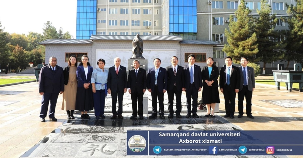 A delegation led by the President of Xi'an Jiaotong University, Professor Wang Shuguo visited the mausoleum of Amir Temur...