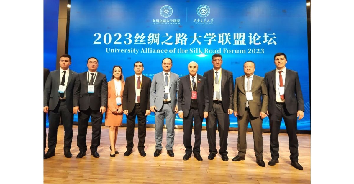 Rector of Samarkand State University, scientist of the Republic of Uzbekistan, member of the Senate of the Oliy Majlis Rustam Khalmuradov takes part in the plenary meeting of the “Alliance of Silk Road Universities”, held at the West China Scientific and Technological Innovation Complex (Harbour).