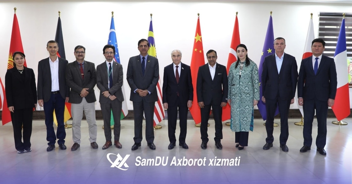 Ректор Университета Бахрия в Самарканде