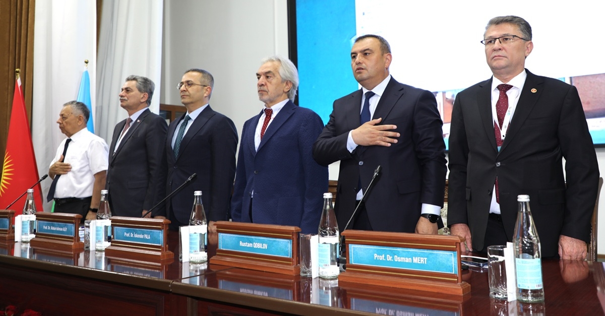 САМАРҚАНДДА ТУРКОЛОГИЯ ҚУРУЛТОЙИ